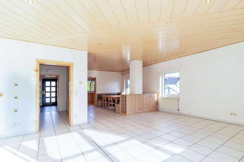 Immobilie in Hummeltal - Familienparadies im Grünen-einziehen & wohlfühlen - Bild 2