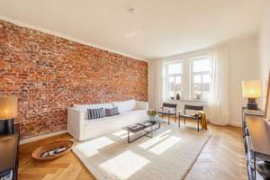 Bezugsbereite, lichterfüllte 4-Zimmer-Altbauwohnung mit Wohnküche und Balkonen – Die vollständige Adresse der Immobilie erhältst du vom Anbieter., 81677 Steinhausen, München – Vorschaubild 5