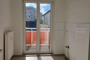 Schöne Aussicht, Balkon, 2 Zimmer in Nähe Uniklinik erwartet Sie! – Leipziger Str. 25, 39112 Leipziger Straße, Magdeburg – Vorschaubild 3