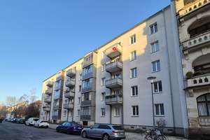 Großartige Wohnung mit einem fast perfekten Grundriss, Laminat, Südbalkon, Abstellraum, EBK..!