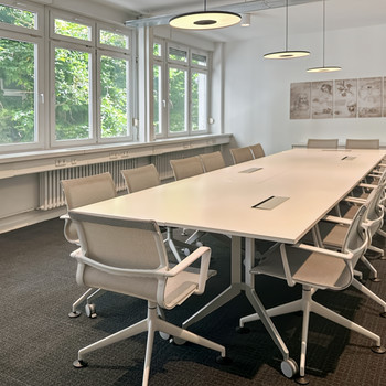 Privater Büroraum für 4 Person in Regus Friedrichstrasse