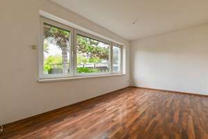 Solide Eigentumswohnung mit Zugang zum Garten & Garage in ruhiger Wohnlage: Ortsteil Batenbrock – Memelstr. 8, 46238 Batenbrock, Bottrop – Vorschaubild 2