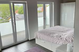 Top-Exklusiv : Haus mit gehobener Innenausstattung und rießen Terrasse, Garten und Garage – Lengdorfer Straße 11, 84424 Isen – Vorschaubild 12