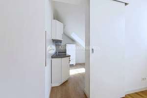 Dachgeschosswohnung mit Südbalkon: Stilvolle 2,5-Zimmer-Wohnung in Top-Zustand – Trützschlerstr. 12, 12487 Johannisthal, Berlin – Vorschaubild 9