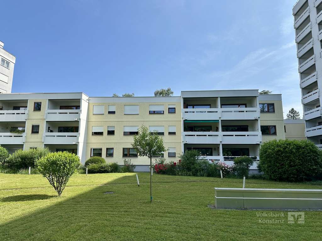 2-Zimmer-Wohnung mit Blick ins Grüne und Tiefgaragenstellplatz