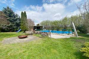 Platz für die ganze Familie -Großes Grundstück mit Pool – Potsdam-Mittelmark (Kreis) – Vorschaubild 1