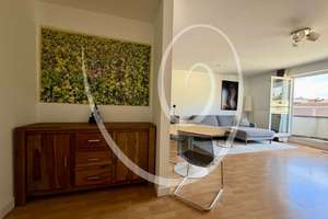 Komfortable 2-Zimmer-Wohnung mit zwei Balkonen, Aufzug und Tiefgaragenstellplatz – 60318 Nordend-West, Frankfurt am Main – Vorschaubild 2