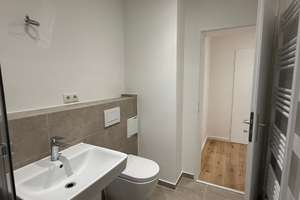 Perfekte 1-Raum-Single-Wohnung mit Loggia und inkl. Keller in Hamburg-Eißendorf – Strucksbarg  55, 21077 Eißendorf, Hamburg – Vorschaubild 4