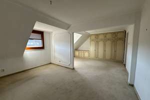 Wohnhaus mit Ladenlokal, Garagen und Lagerhalle – Die vollständige Adresse der Immobilie erhältst du vom Anbieter., 52355 Gürzenich, Düren – Vorschaubild 22
