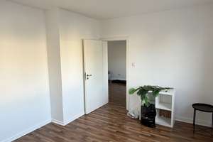 Zentrale 3-Zimmer-Wohnung in Düsseldorf für Singles und Paare – Die vollständige Adresse der Immobilie erhältst du vom Anbieter., 40211 Stadtmitte, Düsseldorf – Vorschaubild 12