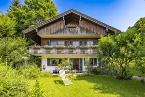 Großzügig, zentral, rustikal: Einmaliges Landhaus auf idyllischem Parkgrundstück – Bad Tölz-Wolfratshausen (Kreis) – Vorschaubild 25
