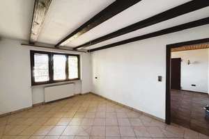 Gepflegtes freistehendes Einfamilienhaus mit viel Platz für die Familie mit Garage und Garten. – Die vollständige Adresse der Immobilie erhältst du vom Anbieter., 66571 Eppelborn – Vorschaubild 4