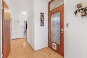 Bremen-Osterholz: Großzügiges Zweifamilienhaus mit Vollkeller, moderner Heiztechnik & Ausbaureserve – Die vollständige Adresse der Immobilie erhältst du vom Anbieter., 28327 Ellener Feld, Bremen – Vorschaubild 9