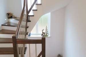 Schön - hochwertig - modern! Mit herrlicher S-W-Dachterrasse, Terrasse und Garten! – Die vollständige Adresse der Immobilie erhältst du vom Anbieter., 86676 Ehekirchen – Vorschaubild 8