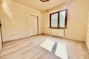 Einfamilienhaus mit großzügigem Grundstück in Calbe (Saale) – Die vollständige Adresse der Immobilie erhältst du vom Anbieter., 39240 Calbe (Saale) – Vorschaubild 2