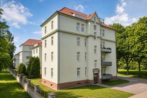 Attraktiv vermietete 4-Raum-Wohnung in denkmalgeschütztem Wohnensemble – Die vollständige Adresse der Immobilie erhältst du vom Anbieter., 39110 Stadtfeld West, Magdeburg – Vorschaubild 2