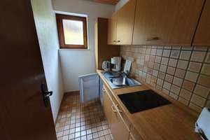 Gepflegte 1-Raum-Wohnung mit Balkon und Einbauküche in Bad Teinach-Zavelstein – Hintere Talstraße 24, 75385 Bad Teinach-Zavelstein – Vorschaubild 4
