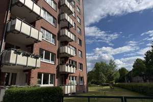 2,5 Zi. Wohnung mit Blick über Hamburg – Die vollständige Adresse der Immobilie erhältst du vom Anbieter., 22307 Barmbek-Nord, Hamburg – Vorschaubild 1