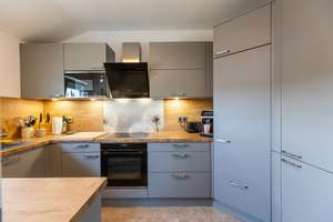 Moderne 5-Zimmer-Wohnung mit Stellplatz in schöner Lage von Trebur – Die vollständige Adresse der Immobilie erhältst du vom Anbieter., 65468 Trebur – Vorschaubild 4