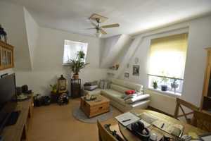 Kleine 3 Zimmer Wohnung mit Tageslichtbad – Breslauer Straße 8, 65203 Wiesbaden – Vorschaubild 2