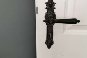 Möblierte 2-Zimmer-Wohnung mit Balkon & Stellplatz + Gewerbeeinheit an derselben Adresse  – Querstraße 27, 4103 Zentrum-Ost, Leipzig – Vorschaubild 4