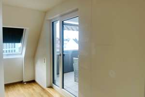 Nachmieter gesucht für moderne schöne, helle 4-Zi Maisonette-DG-Whg  in Köln Rodenkirchen – Die vollständige Adresse der Immobilie erhältst du vom Anbieter., 50996 Rodenkirchen (Ortsteil), Köln – Vorschaubild 9