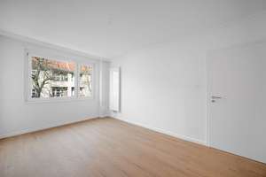 ⭐️ Fußläufig zur S-Feuerbachstr - Hochwertig sanierte 3 Zimmer Wohnung mit Süd Balkon und Stellplatz – Die vollständige Adresse der Immobilie erhältst du vom Anbieter., 12157 Steglitz, Berlin – Vorschaubild 2