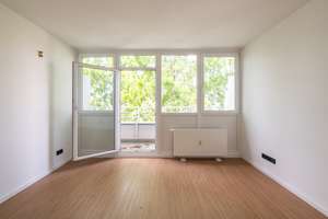 Lichtdurchflutetes City-Apartment mit Design-EBK I Balkon I Aufzug I hochwertigem Badezimmer, bezugs – Eisenzahnstraße 14, 10709 Wilmersdorf, Berlin – Vorschaubild 1