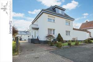 Bi-Hillegossen: Großzügiges Ein- bis Zweifamilienhaus mit schönem Gartengrundstück – Die vollständige Adresse der Immobilie erhältst du vom Anbieter., 33699 Stieghorst, Bielefeld – Vorschaubild 2