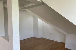Ansprechende  2- Zi.-DG-Wohnung mit Loggia in Horst für 1-2 Personen / Kompletter Neuaufbau 2019 – Fürstenbergstrasse 20, 45899 Horst, Gelsenkirchen – Vorschaubild 10