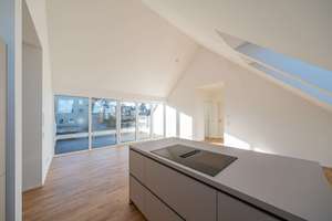 Neuwertige 4-Zimmer-Wohnung mit EBK in direkter Nähe zur Orangerie in Bessungen – Die vollständige Adresse der Immobilie erhältst du vom Anbieter., 64285 Bessungen, Darmstadt – Vorschaubild 3