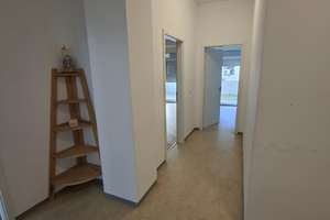Geräumiger Altbau mit hohen Decken & großer Terrasse in zentraler Lage – Rüdigerstraße 2, 97070 Altstadt, Würzburg – Vorschaubild 5