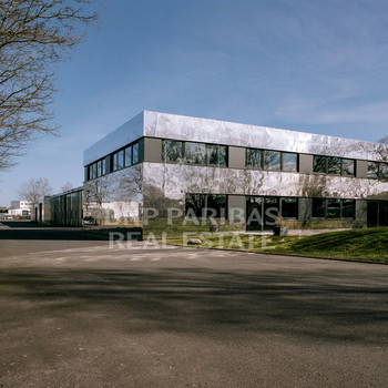 Exklusiv: 460 m² Lagerhalle mit Freifläche in der Nähe der A23