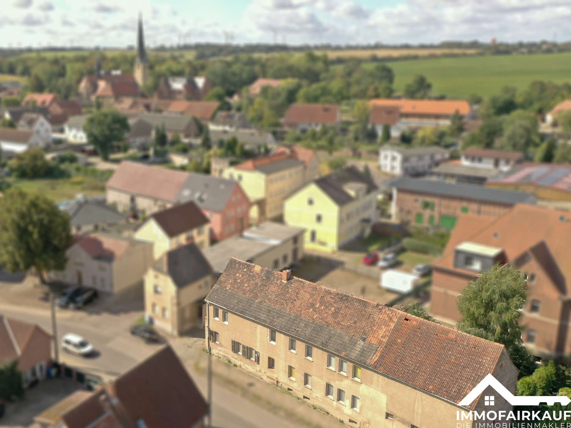 Sanierungsobjekt mit Planung für Dachgeschossausbau und zusätzlichem Mietpotenzial, Börde Kreis – Bild 1