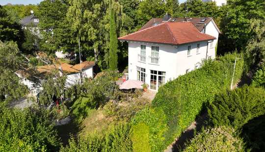 Bild von WOW *Paul & Partner* IHR GROßES, SONNIGES EINFAMILIENHAUS! WIESBADEN SÜD-OST!