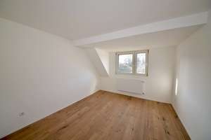 Frisch modernisierte 2-Zimmer-Wohnung im Ölberg – hell, modern & zentral