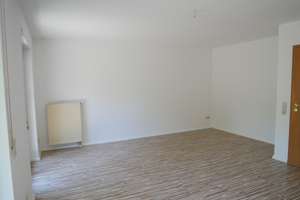 Charmantes Reihenendhaus mit Garage und Stellplatz – ideal für Familien! – Die vollständige Adresse der Immobilie erhältst du vom Anbieter., 9247 Röhrsdorf, Chemnitz – Vorschaubild 9