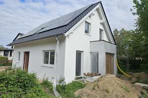 Top Einfamilienhaus in Falkensee-Falkenhain - Erstbezug - 5 Zimmer – Elbeallee 23 a, 14612 Falkensee – Vorschaubild 2