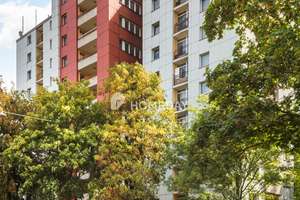 Wohnen im fünften Obergeschoss: Zwei Zimmer, Balkon und viel Potenzial – 33609 Heepen, Bielefeld – Vorschaubild 4