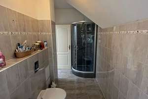 Property thumbnail 22