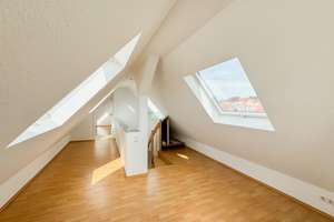Helle und großzügige 3,5-Zimmer Maisonettewohnung mit EBK und Balkon! – 70327 Untertürkheim (Ortsteil), Stuttgart – Vorschaubild 21