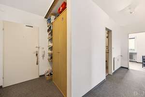 Renovierungsbedürftige 2.-Zi.-Whg mit Loggia in grüner Umgebung von Forstenried – 81475 Fürstenried-West, München – Vorschaubild 6