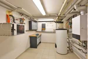 Leben und arbeiten in einem großzügigen Reiheneckhaus mit Anbau – Hainbuchenstraße 18, 82024 München (Kreis) – Vorschaubild 29
