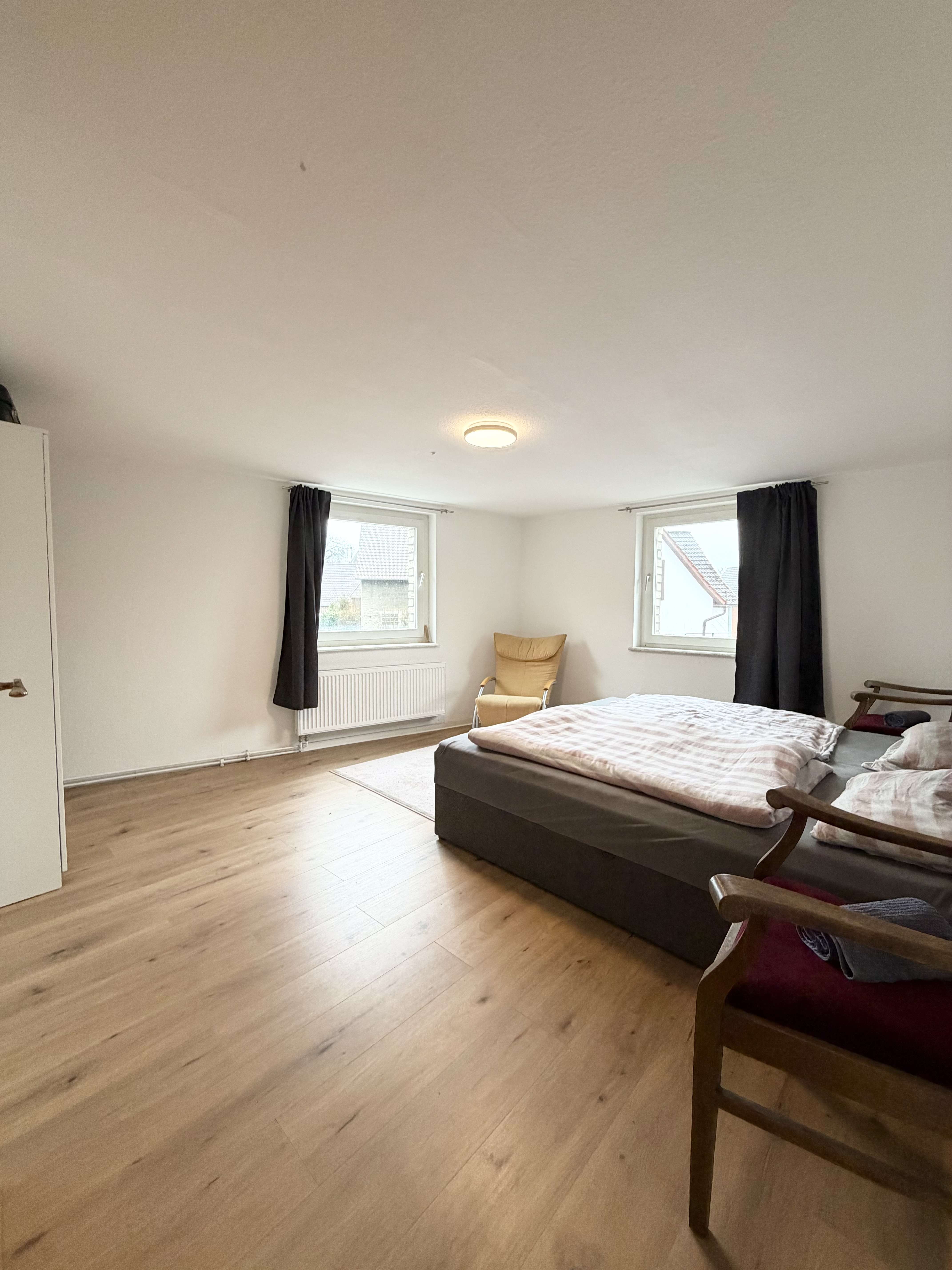 Immobilie in Coppenbrügge - Leerstehendes saniertes 3-Familienhaus + Gewerbeeinheit! Über 10% Rendite p. a. möglich - Bild 3