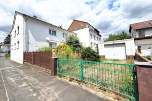 Dreifamilienhaus mit Garage in Offenbach Bieber
