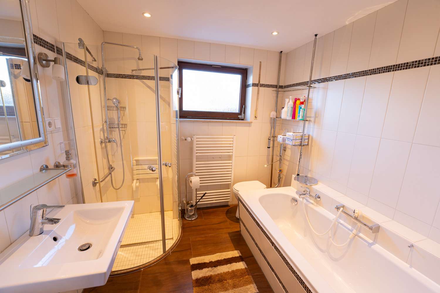 Immobilie in Rottweil - Ein Haus zwei Wohnungen! Investieren Sie in Ihre Zukunft! - Bild 1