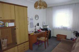 Einfamilienhaus im Bungalowstil, L-Form und Einliegerwohnung – Die vollständige Adresse der Immobilie erhältst du vom Anbieter., 2943 Weißwasser/Oberlausitz – Vorschaubild 5