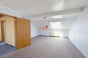 Haus-im-Haus-Gefühl: Großzügige Eigentumswohnung mit Garten, Balkon und Garage in Stadtallendorf – Die vollständige Adresse der Immobilie erhältst du vom Anbieter., 35260 Stadtallendorf – Vorschaubild 14