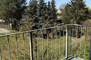 BEZUGSFREI: Attraktive 3-Zimmer-Wohnung mit Sonnen-Loggia und Blick ins Grüne
