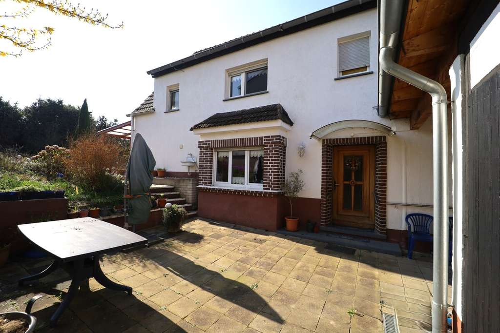 Immobilie in Swisttal - Swisttal-Heimerzheim: Kleine Hofanlage für unerschrockene Heimwerker und Gartenliebhaber - Bild 4